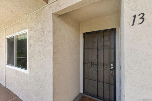 300 Roanoke Rd 13, El Cajon, CA 92020