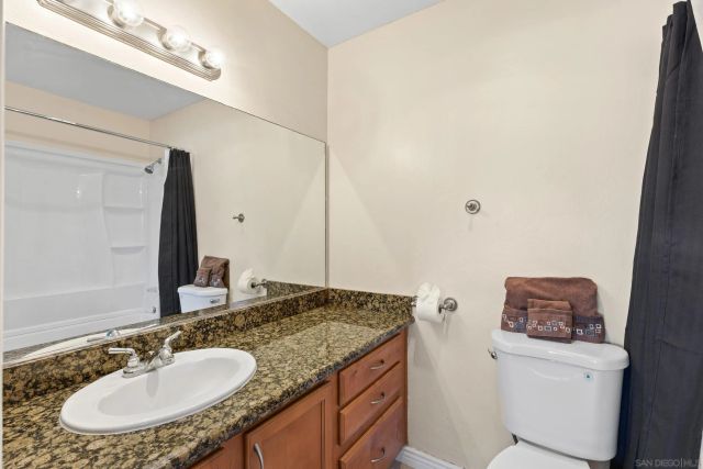 300 Roanoke Rd 13, El Cajon, CA 92020