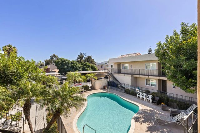 300 Roanoke Rd 13, El Cajon, CA 92020
