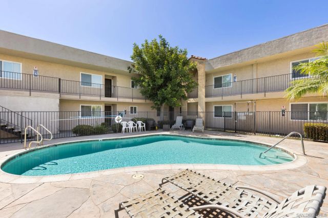 300 Roanoke Rd 13, El Cajon, CA 92020