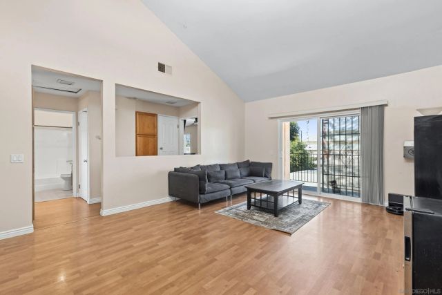 300 Roanoke Rd 13, El Cajon, CA 92020