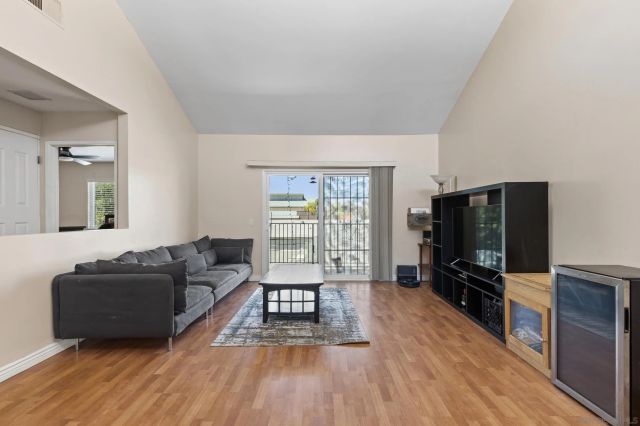 300 Roanoke Rd 13, El Cajon, CA 92020