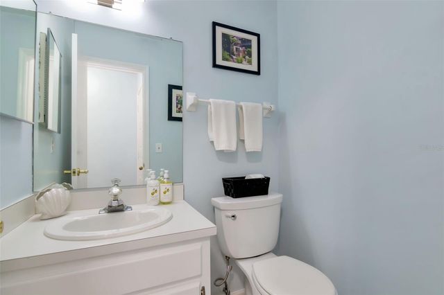 1227 N MCMULLEN BOOTH ROAD 1227, Clearwater, FL 33759