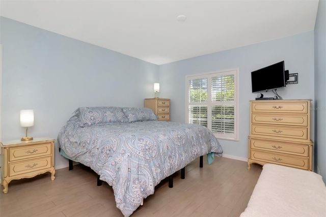 1227 N MCMULLEN BOOTH ROAD 1227, Clearwater, FL 33759