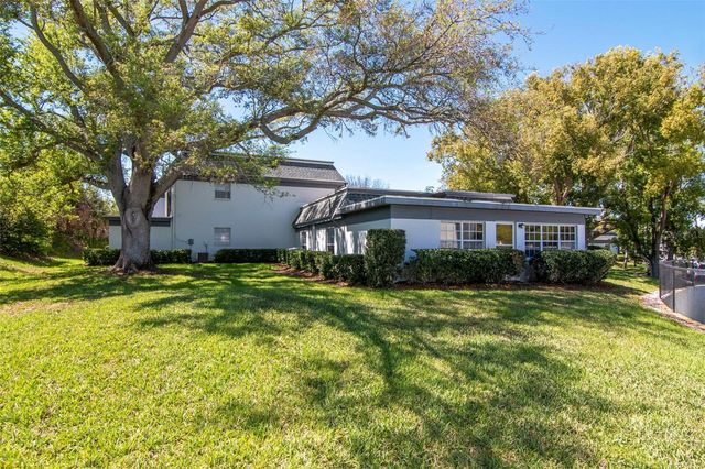 1227 N MCMULLEN BOOTH ROAD 1227, Clearwater, FL 33759