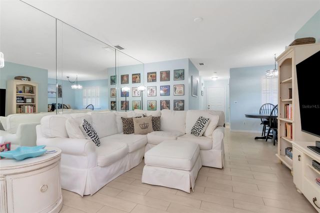 1227 N MCMULLEN BOOTH ROAD 1227, Clearwater, FL 33759