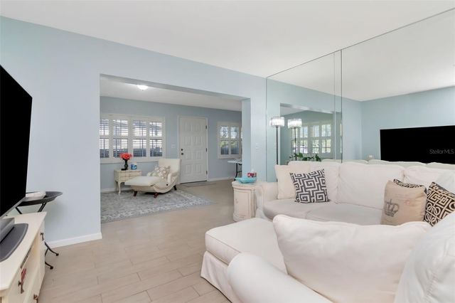 1227 N MCMULLEN BOOTH ROAD 1227, Clearwater, FL 33759