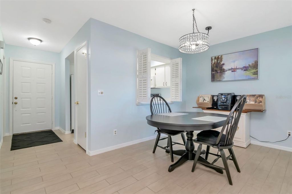 Image 23 of property listing at 1227 N MCMULLEN BOOTH ROAD 1227, Clearwater, FL 33759