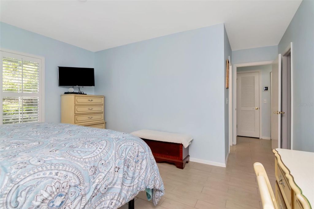 Image 34 of property listing at 1227 N MCMULLEN BOOTH ROAD 1227, Clearwater, FL 33759