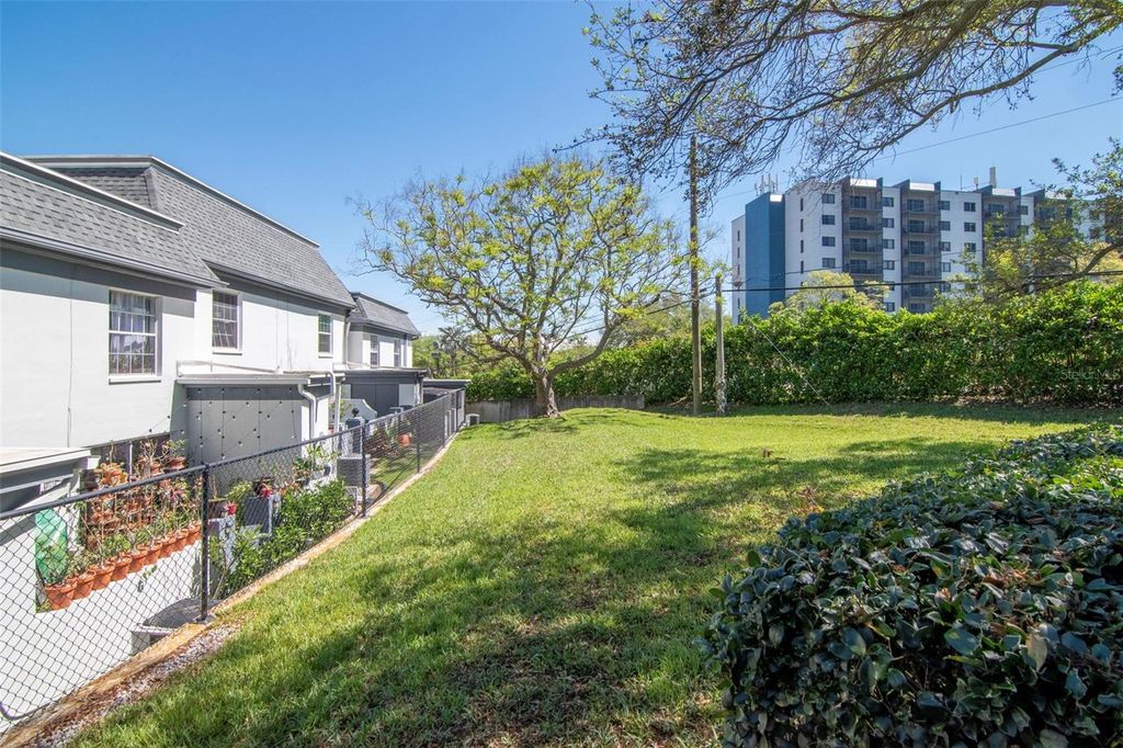 Image 37 of property listing at 1227 N MCMULLEN BOOTH ROAD 1227, Clearwater, FL 33759