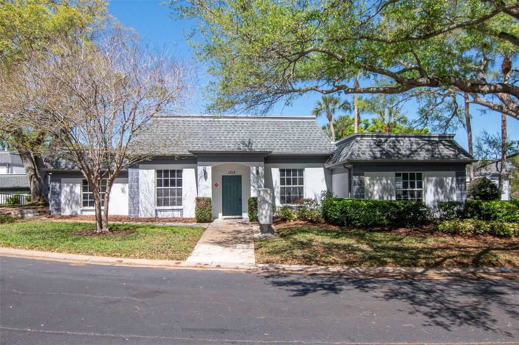 Image 41 of property listing at 1227 N MCMULLEN BOOTH ROAD 1227, Clearwater, FL 33759