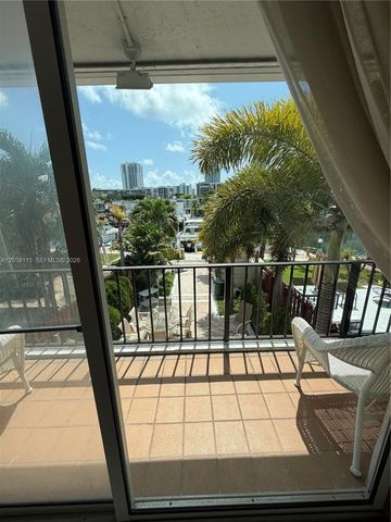 612 NE 25th Ave 51, Hallandale Beach, FL 33009