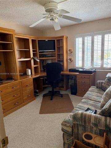 612 NE 25th Ave 51, Hallandale Beach, FL 33009