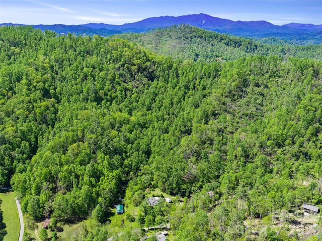 615 Fred Sparks Road, Bakersville, NC 28705