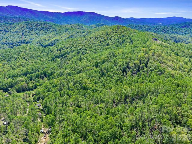 615 Fred Sparks Road, Bakersville, NC 28705