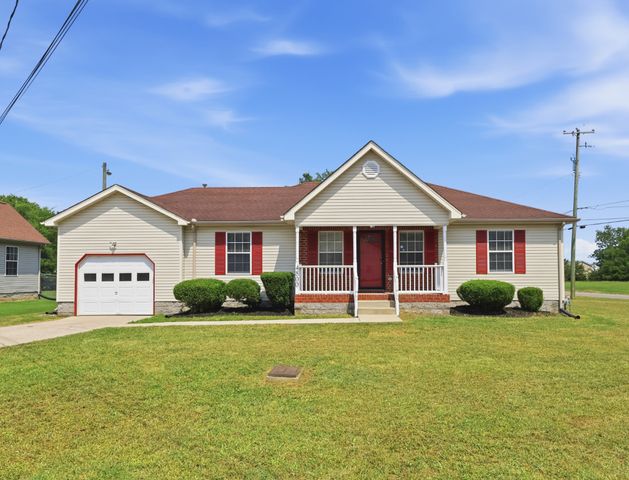 4800 Peppertree Dr, Antioch, TN 37013