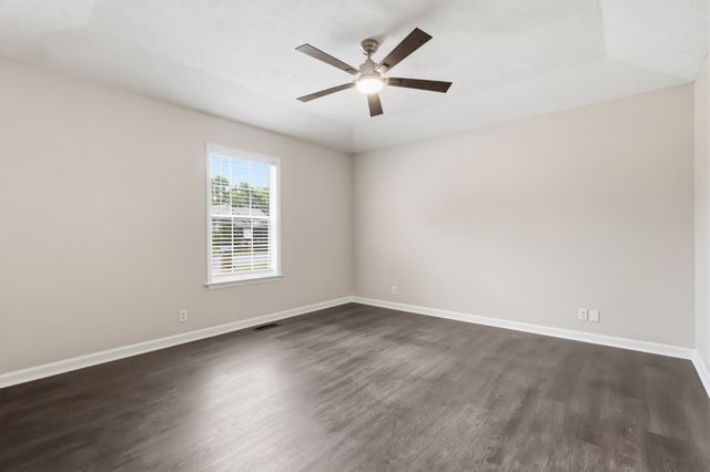 4800 Peppertree Dr, Antioch, TN 37013