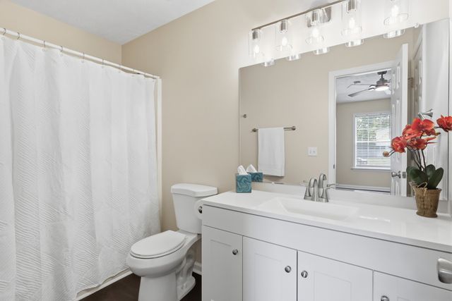 4800 Peppertree Dr, Antioch, TN 37013