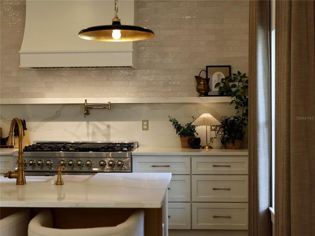 2454 BROOKSHIRE AVENUE, Winter Park, FL 32792