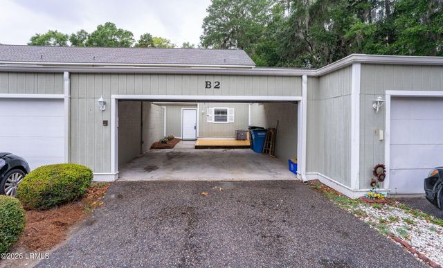900 Brotherhood Rd Apt B2, Beaufort, SC 29902
