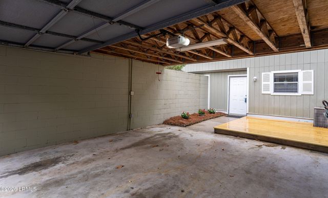 900 Brotherhood Rd Apt B2, Beaufort, SC 29902