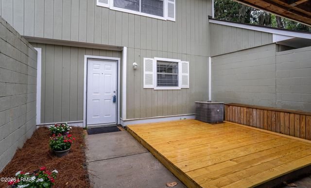 900 Brotherhood Rd Apt B2, Beaufort, SC 29902