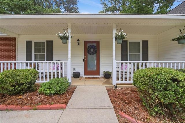 9260 Scarlett Drive SW, Covington, GA 30014