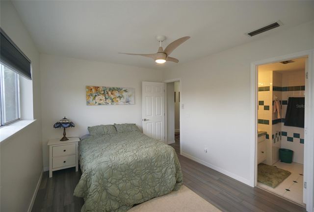 6325 NEWTOWN CIRCLE B5, Tampa, FL 33615