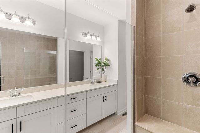 13 Lloyd Circle 38, Norton, MA 02766