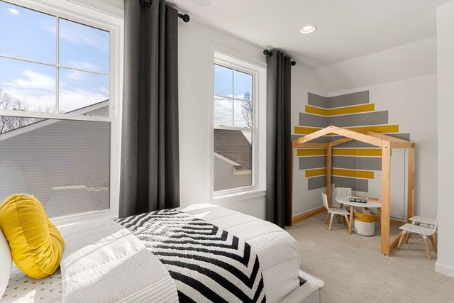 13 Lloyd Circle 38, Norton, MA 02766