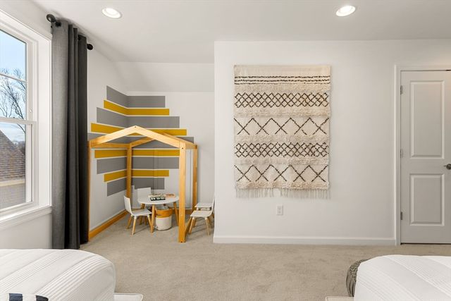 13 Lloyd Circle 38, Norton, MA 02766