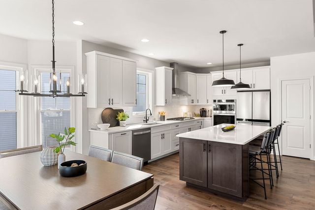 13 Lloyd Circle 38, Norton, MA 02766