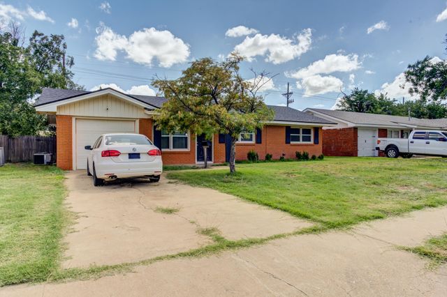 409 Bangor Avenue, Lubbock, TX 79416