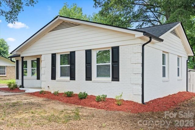 8006 Hemby Wood Drive, Indian Trail, NC 28079