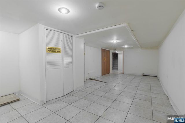 110 Summer, Newark, NJ 07104