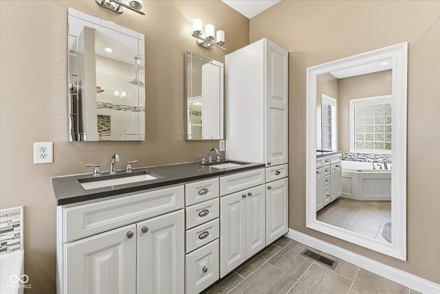 383 Walnut Woods Drive, Greenwood, IN 46142