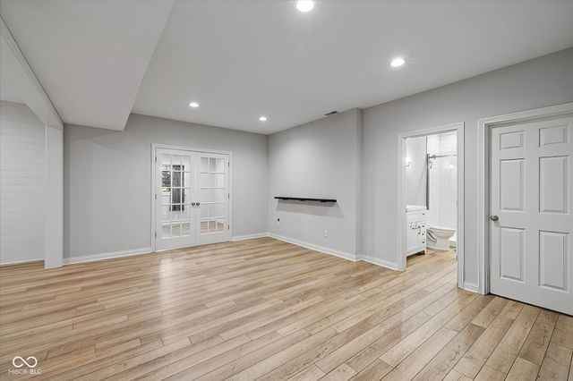 383 Walnut Woods Drive, Greenwood, IN 46142