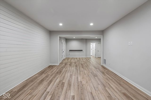 383 Walnut Woods Drive, Greenwood, IN 46142