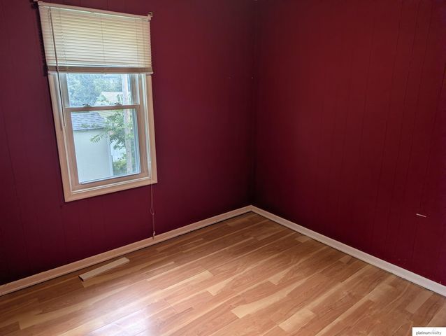 8011 Maywood Street, Ralston, NE 68127