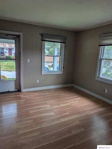 8011 Maywood Street, Ralston, NE 68127