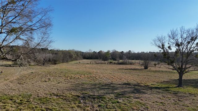 4732 Us Highway 59 S, Livingston, TX 77351