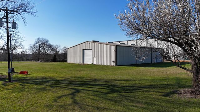 4732 Us Highway 59 S, Livingston, TX 77351