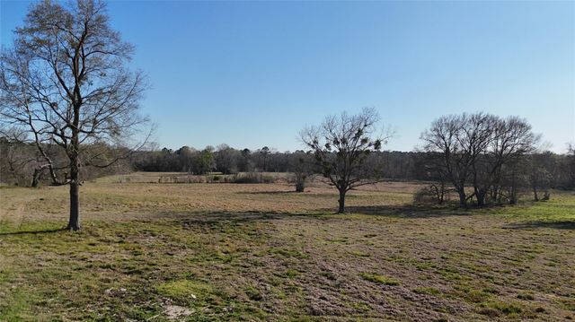 4732 Us Highway 59 S, Livingston, TX 77351