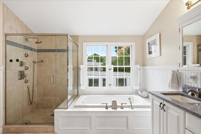 18 Damon Rd, Scituate, MA 02066