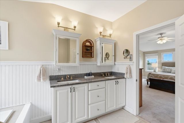 18 Damon Rd, Scituate, MA 02066