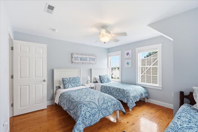 18 Damon Rd, Scituate, MA 02066