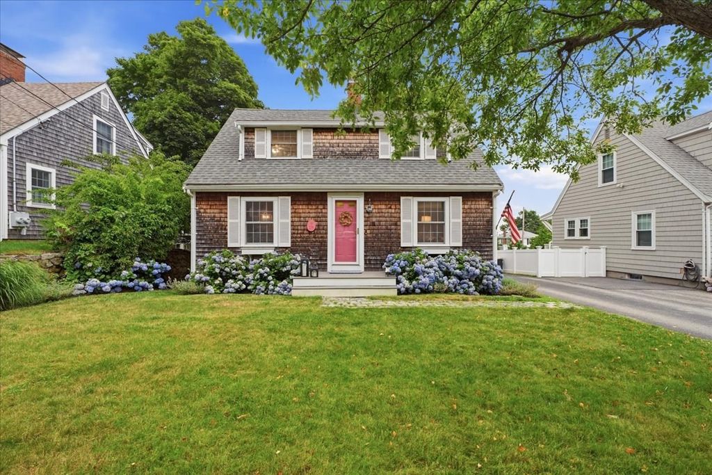 18 Damon Rd, Scituate, MA 02066