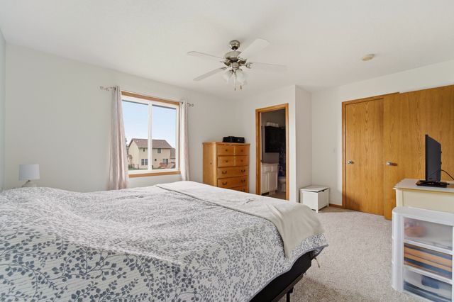 602 25th Street SE, Altoona, IA 50009