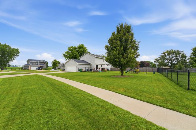 602 25th Street SE, Altoona, IA 50009