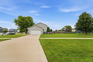 602 25th Street SE, Altoona, IA 50009